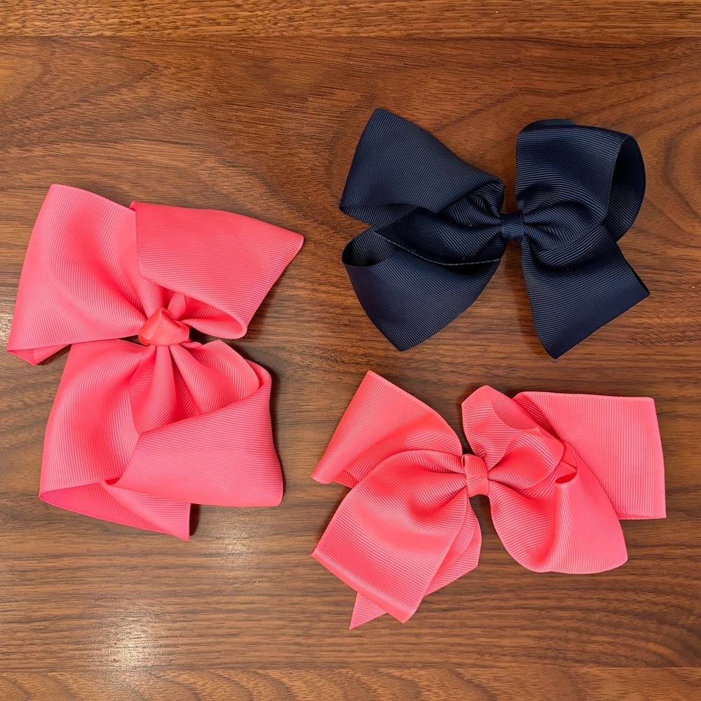 3 perfectly adorable hair bows 🎀